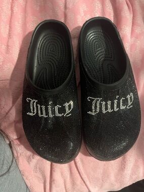 Juicy Crystal-Embellished Black Slip-On Clogs